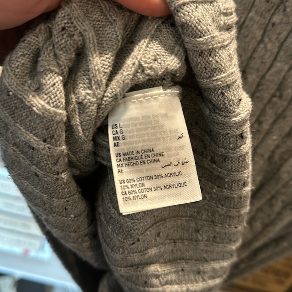 Karen Scott Gray Cable Sweater - Picture 4 of 4